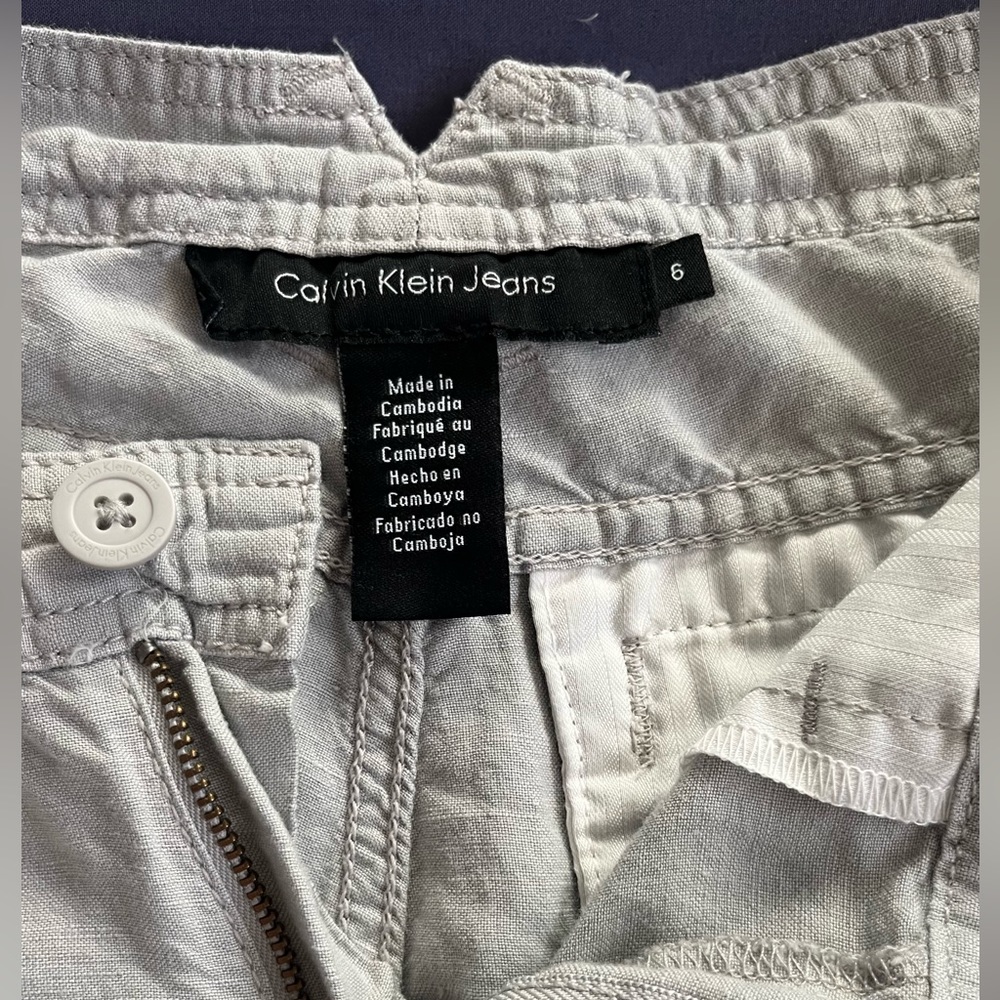 Calvin Klein Linen Shorts - Picture 5 of 5